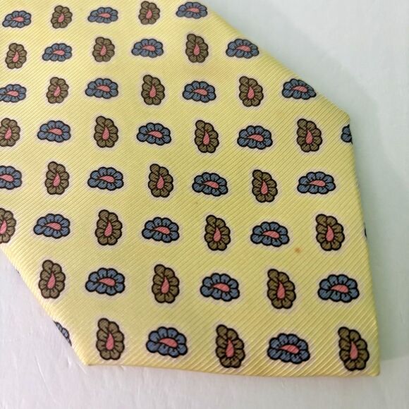 Brooks Brothers Other - Brooks Brothers Makers Silk Necktie Tie Men's Floral Yellow Green Blue Made USA